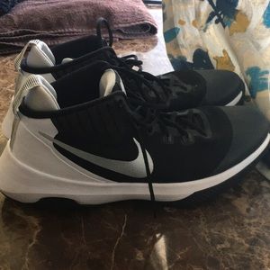 Nike Air Versitile Shoes